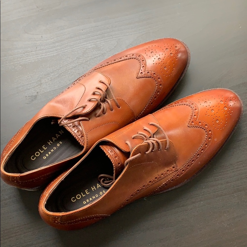 Cole Haan 10.5 Wingtip Tan Dress Shoes